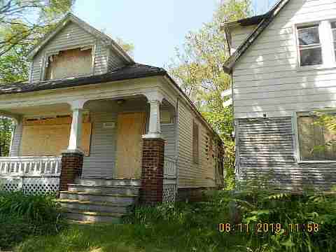 19385 Charest (2)_m.jpg